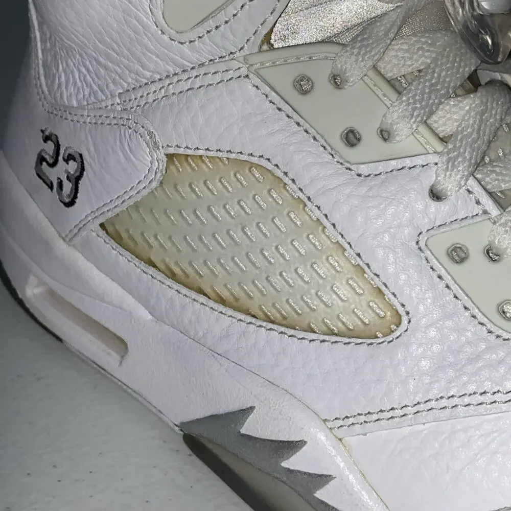 Nike Air Jordan Retro 5 V‎ Metallic White 136027-130 Mens Size 7 Womens 8.5 2015